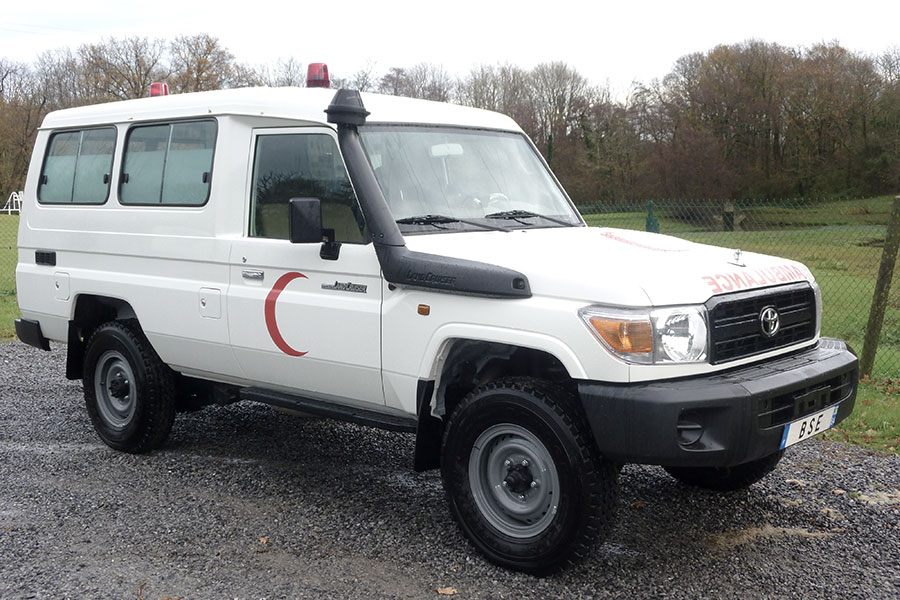 Ambulance 4x4 Toyota KZJ
