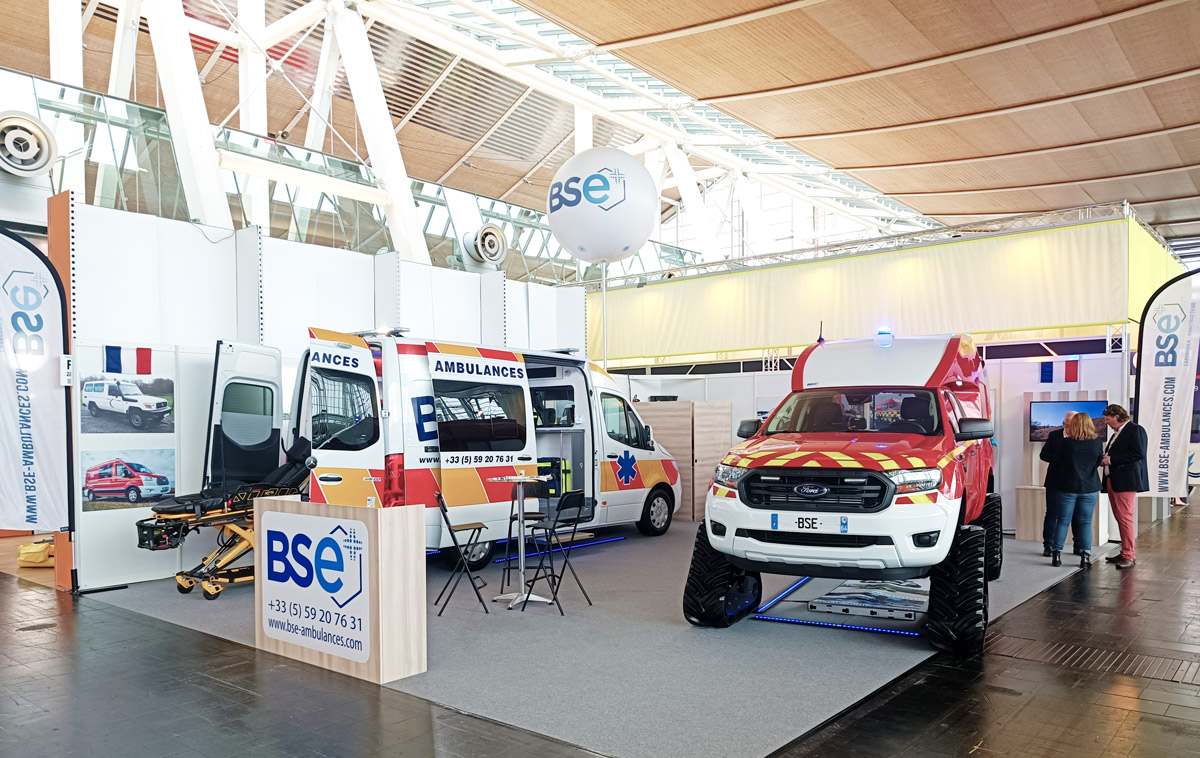 Salon Interschutz ambulances secours 4x4