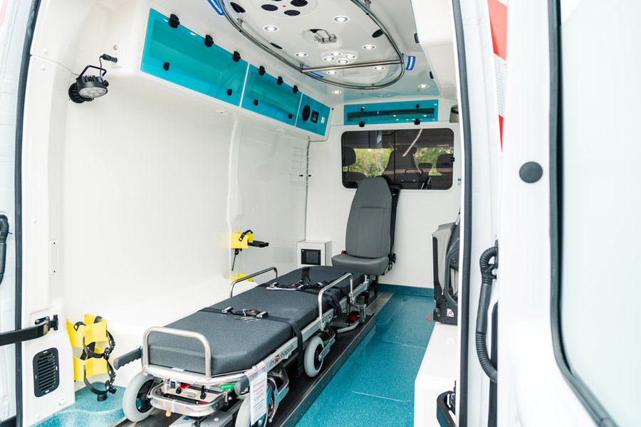 Ambulance électrique type B et C - Renault Master ZE