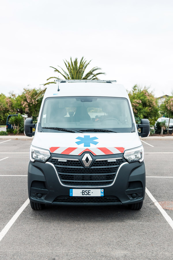 Ambulance électrique type B et C - Renault Master ZE