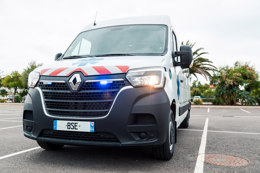 Ambulance électrique type B et C - Renault Master ZE