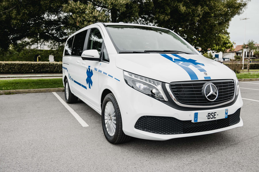 Ambulance électrique Mercedes EQV