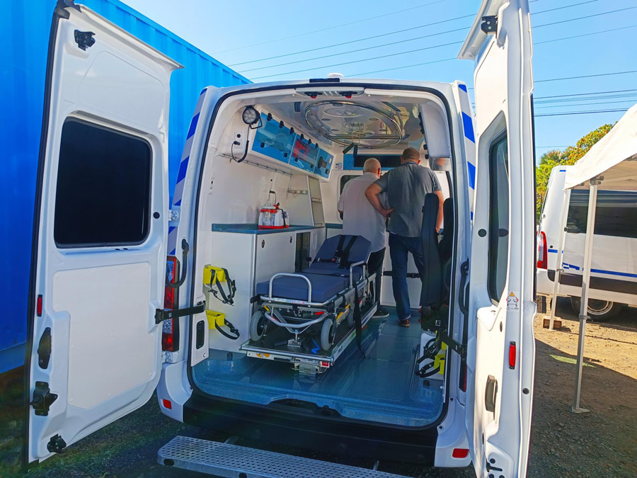 Les ambulances BSE disponibles à La Réunion, avec Toulet Médical