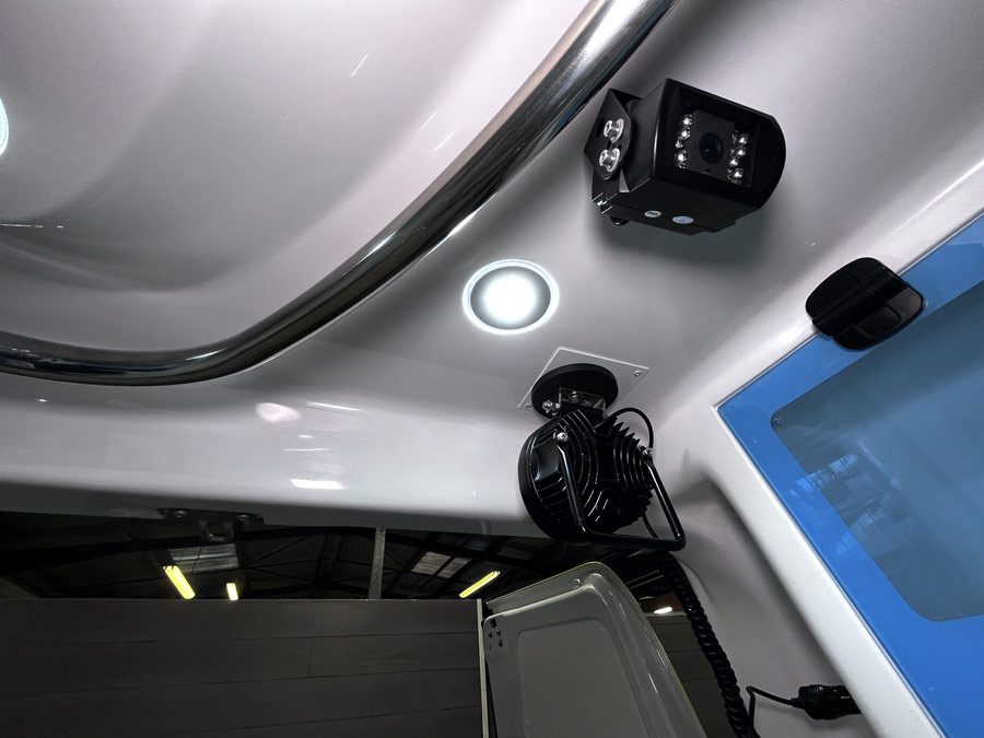 UMH Mercedes Sprinter 4x4 (SAMU 89)