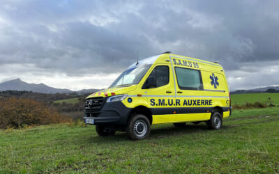 Présentation du Mercedes Sprinter 4×4 en version UMH de réanimation