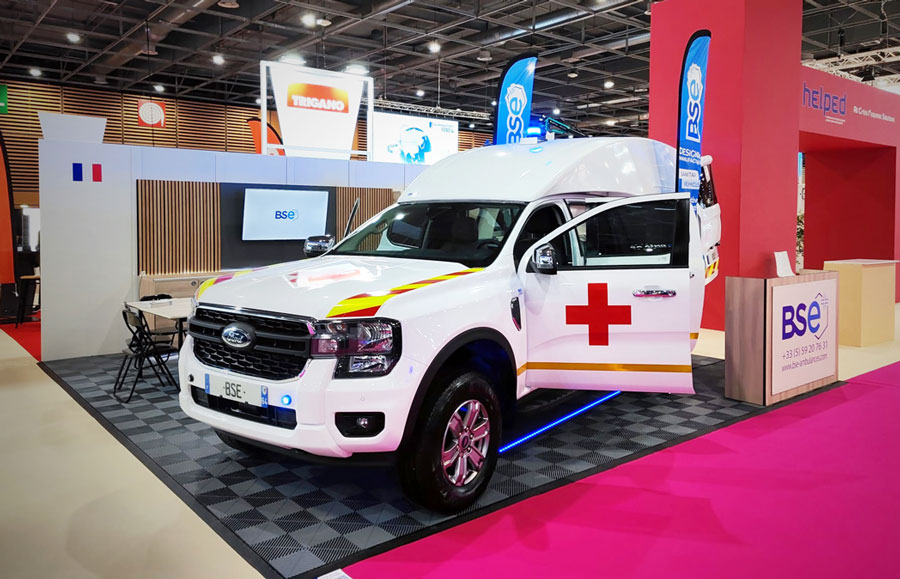 Ambulance Ford Ranger 4 - Eurosatory