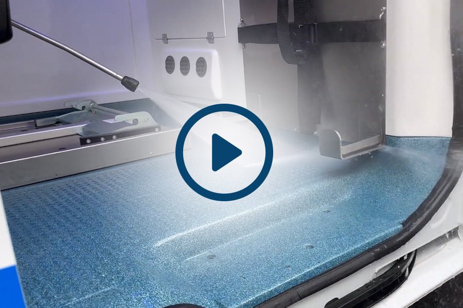 Vidéo : la cellule sanitaire BSEbact à l&rsquo;épreuve du jet haute pression !